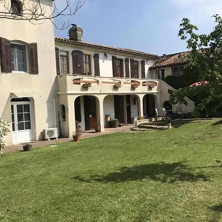 Frühstückspension Chateau Fredignac 3*